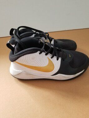 Nike Teamhustle Sneakers Black Yellow White Youth Kids Size 5.5 Y